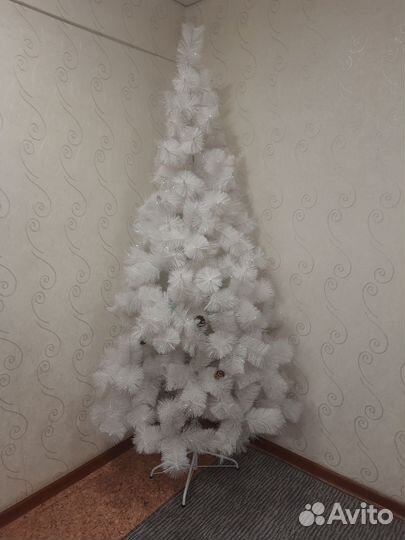 Елка искусственная