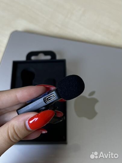 Беспроводной петличный микрофон для айфона