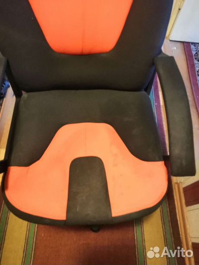 Компьютерное кресло бу