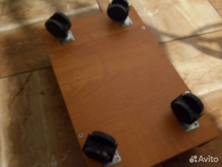 Подставка под системный блок