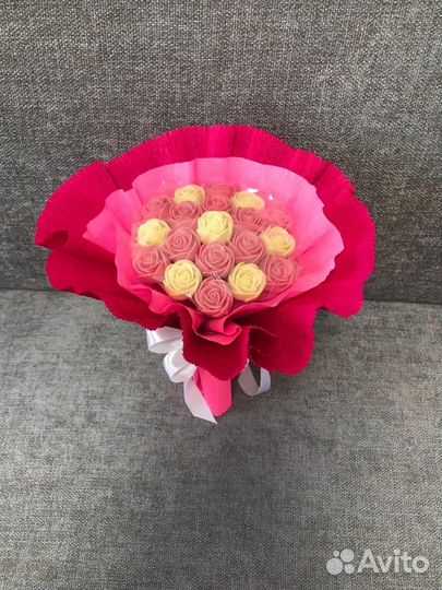 Букет роз из нежнейшего шоколада