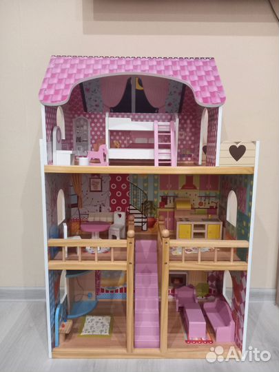 Домик кукольный 