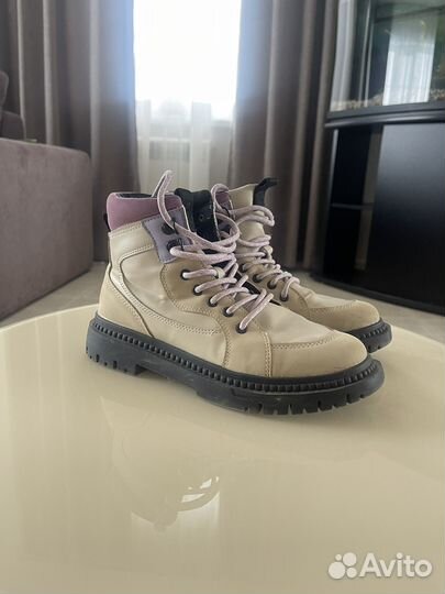 Ботинки демисезонные для девочки Zara