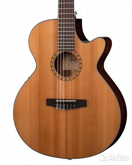 Классическая гитара со звукоснимателем Cort CEC7