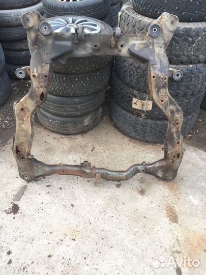 Подрамник передний передний Hyundai Sonata 2.0 MT