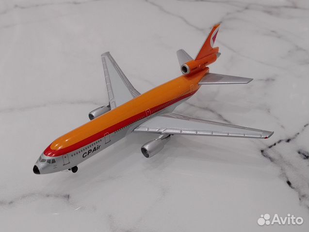 Самолёт McDonnell Douglas DC-10-30 