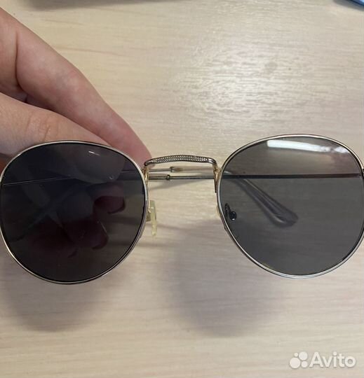 Солнцезащитные очки