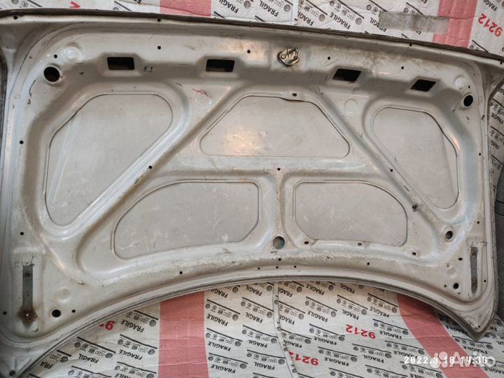 Крышка багажника Toyota Mark2 1992-1996