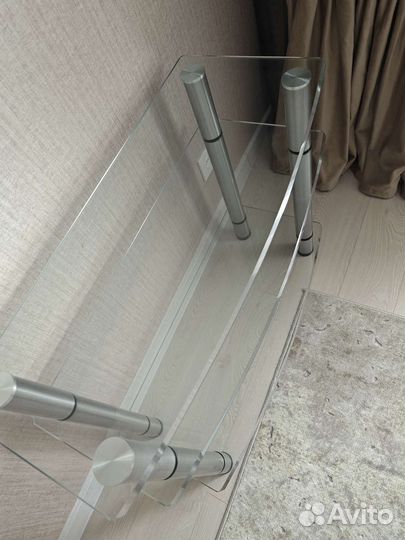 Стеклянная тумба под тв