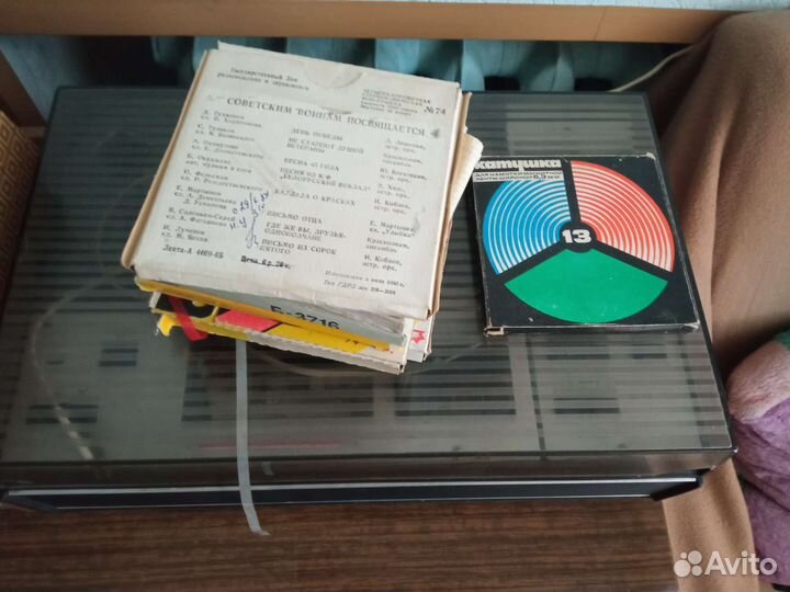 Катушечный магнитофон Эльфа-332 стерео с катушками