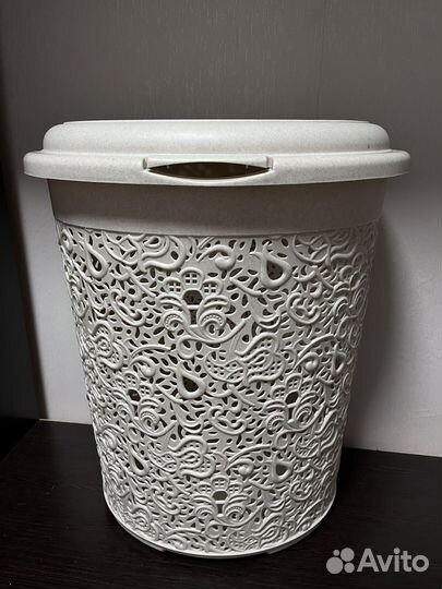 Корзина для белья бежевая