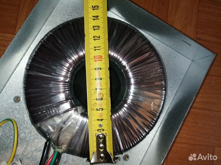 Тороидальный трансформатор IN230 V - OUT36V