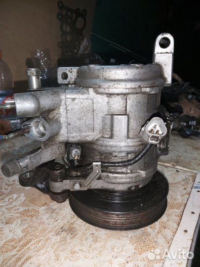 Компрессор кондиционера Toyota Cresta GX100 1JZ