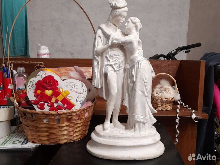 Статуэтка гипсовая СССР