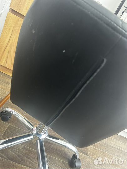 Стул мастера на колесиках бу