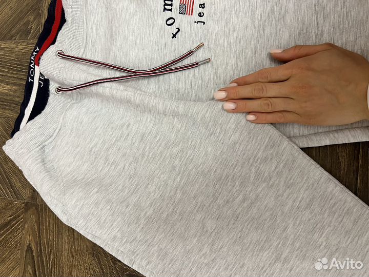 Кофта женский tommy jeans