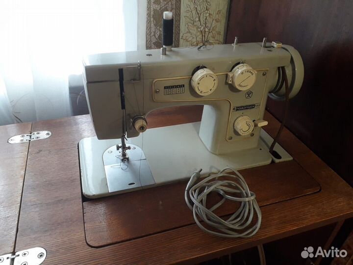 Швейная машинка 