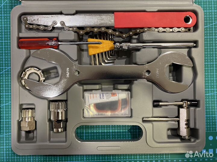 Набор инструментов для ремонта велосипеда