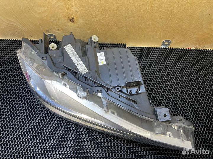 Правая фара BMW 3 F30