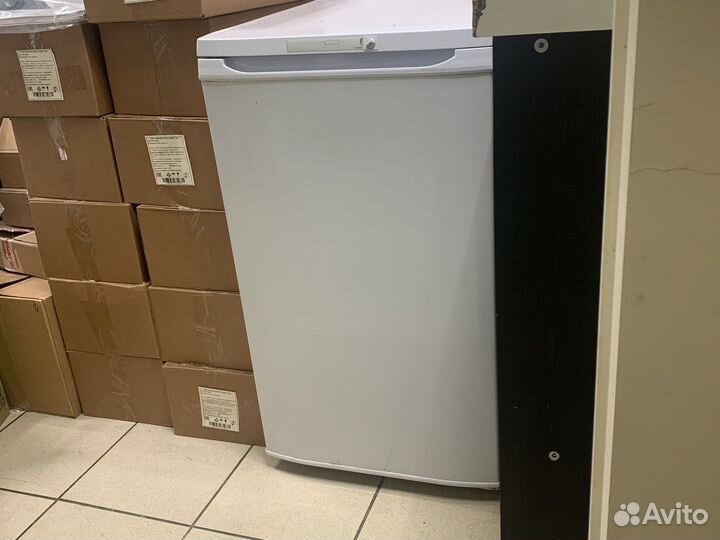 Холодильник Бирюса