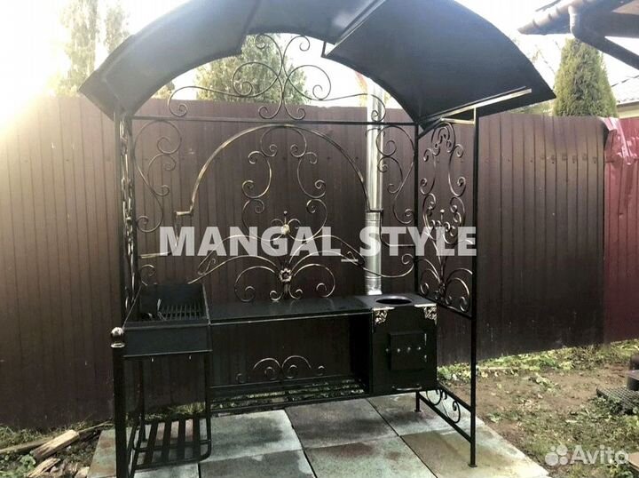 Мангал с крышей