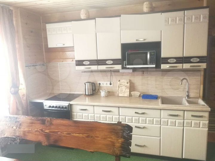 Коттедж 130 м² на участке 10 сот.