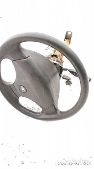Рулевая рейка с рулем