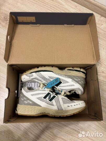 Кроссовки New balance1906r