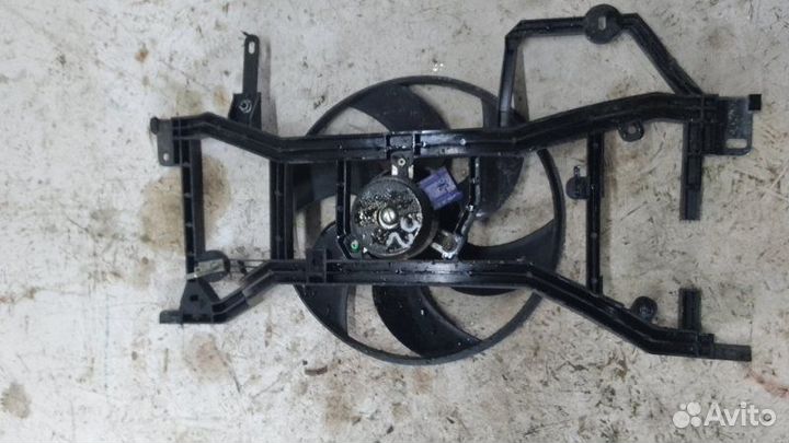 Вентилятор радиатора Renault Sandero хетчбэк 1.2