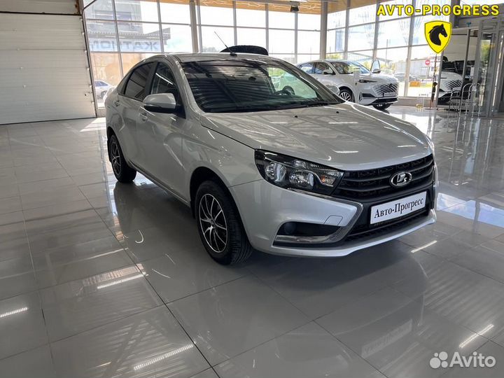 LADA Vesta 1.6 МТ, 2018, 60 000 км