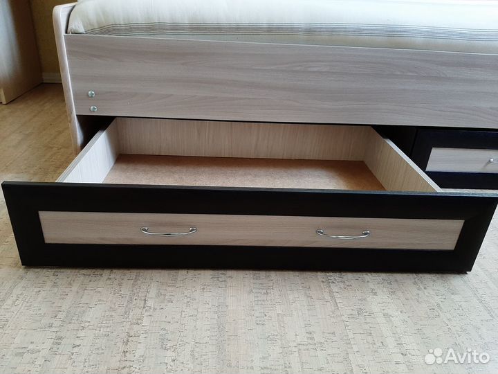 Кровать 1,5-спальная б/у