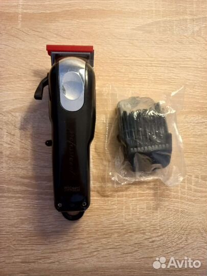 Машинка для стрижки волос новая профессиональная