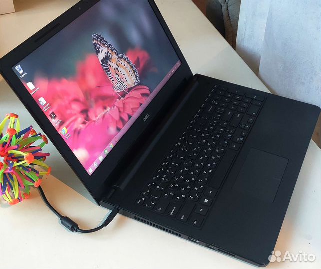 Ноутбук Dell/как новый