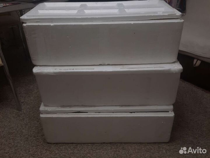 Пенопластовый контейнер