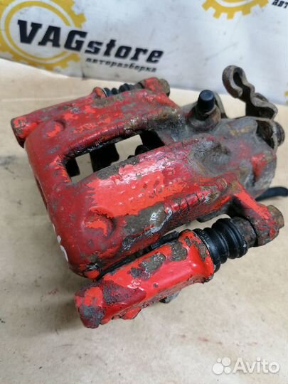 Суппорт задний левый Audi 100 C4