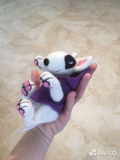 Игрушка собака из шерсти