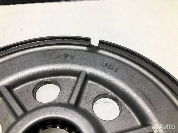 Крышка корзины сцепления Yamaha YZF-R1 2000г