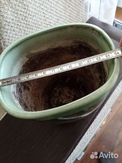 Горшок для цветка