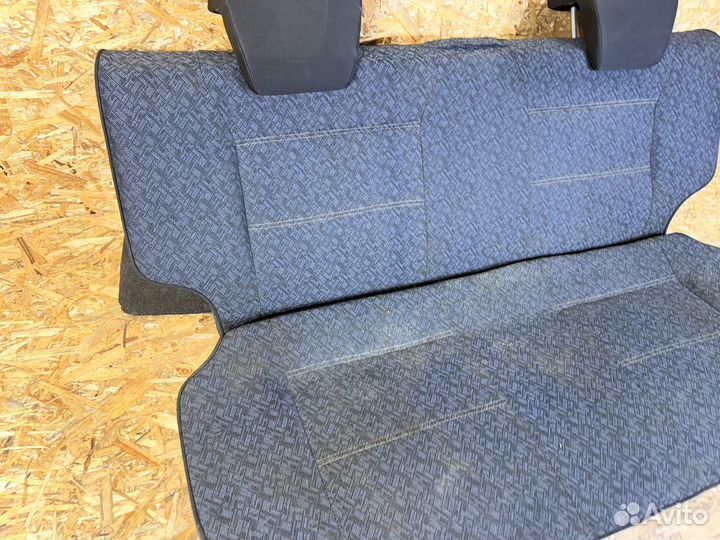 Задние сиденья Нива 2131 5 дверка