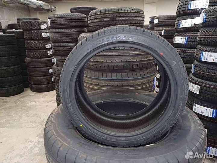 Triangle PL02 225/40 R18 92V