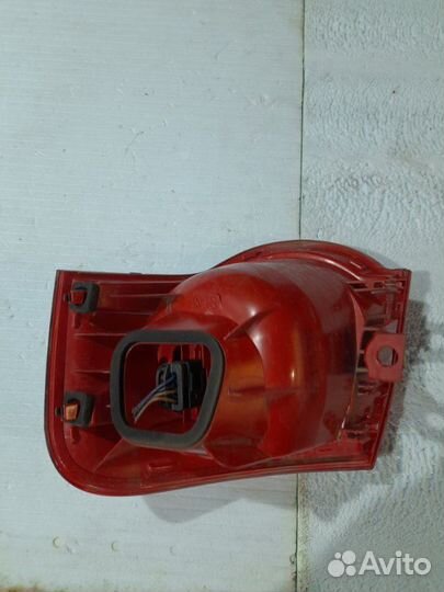 Фонарь в крыло левый Volkswagen Passat B6 CDA 1.8