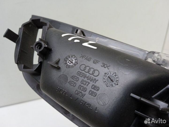 Ручка двери внутренняя левая Audi A8 D3 4.2 2003