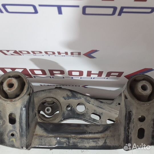 Балка задняя 554052S100 4WD hyundai IX35