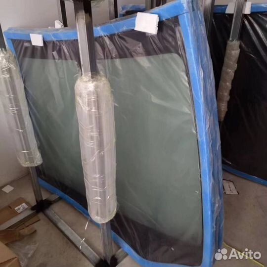 Панорамы, стекла на Tesla Y Tesla 3