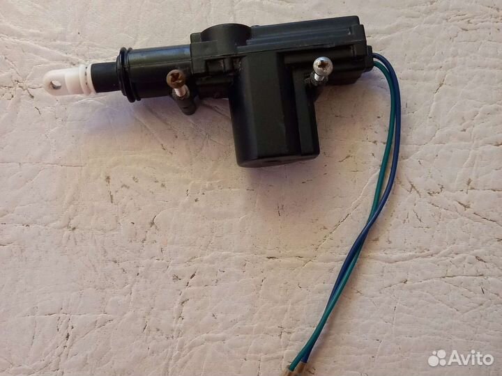 Электро замок на дверь