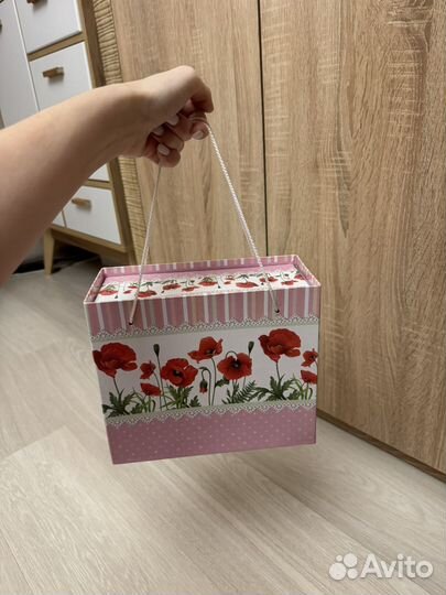 Фарфоровый чайный сервиз