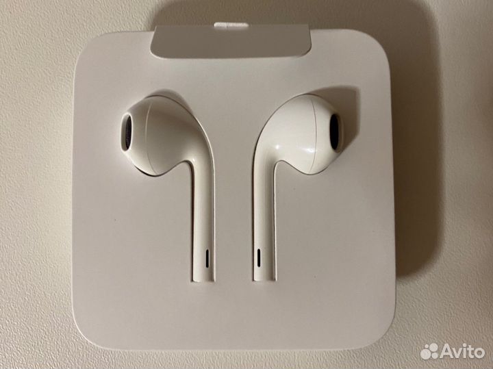Наушники earpods