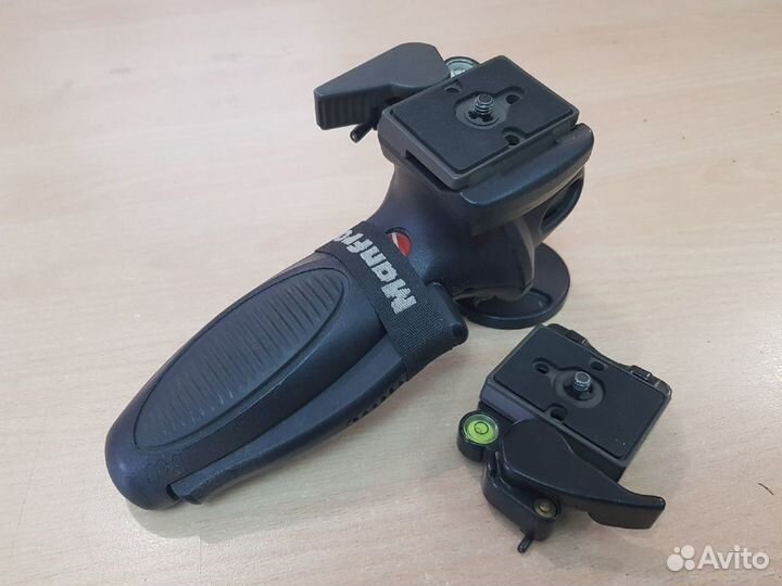 Manfrotto 327rc2 + Manfrotto 323