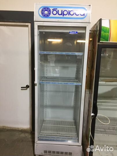 Витринные холодильники бу