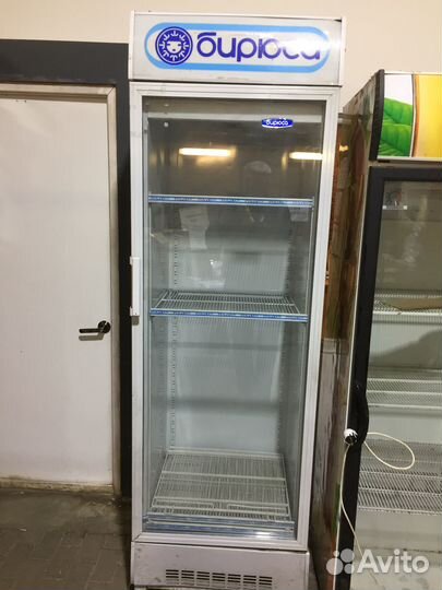Витринные холодильники бу